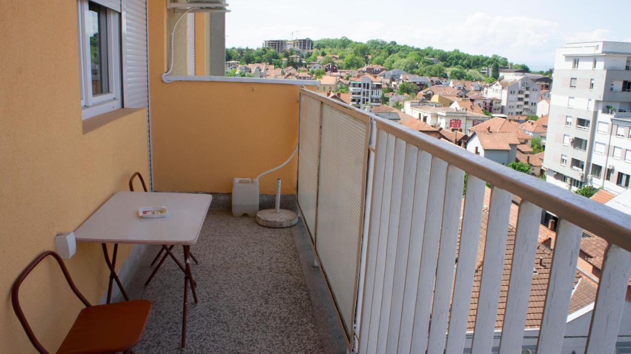 Dvosoban Stan U Strogom Centru Apartment Kruševac Exterior foto