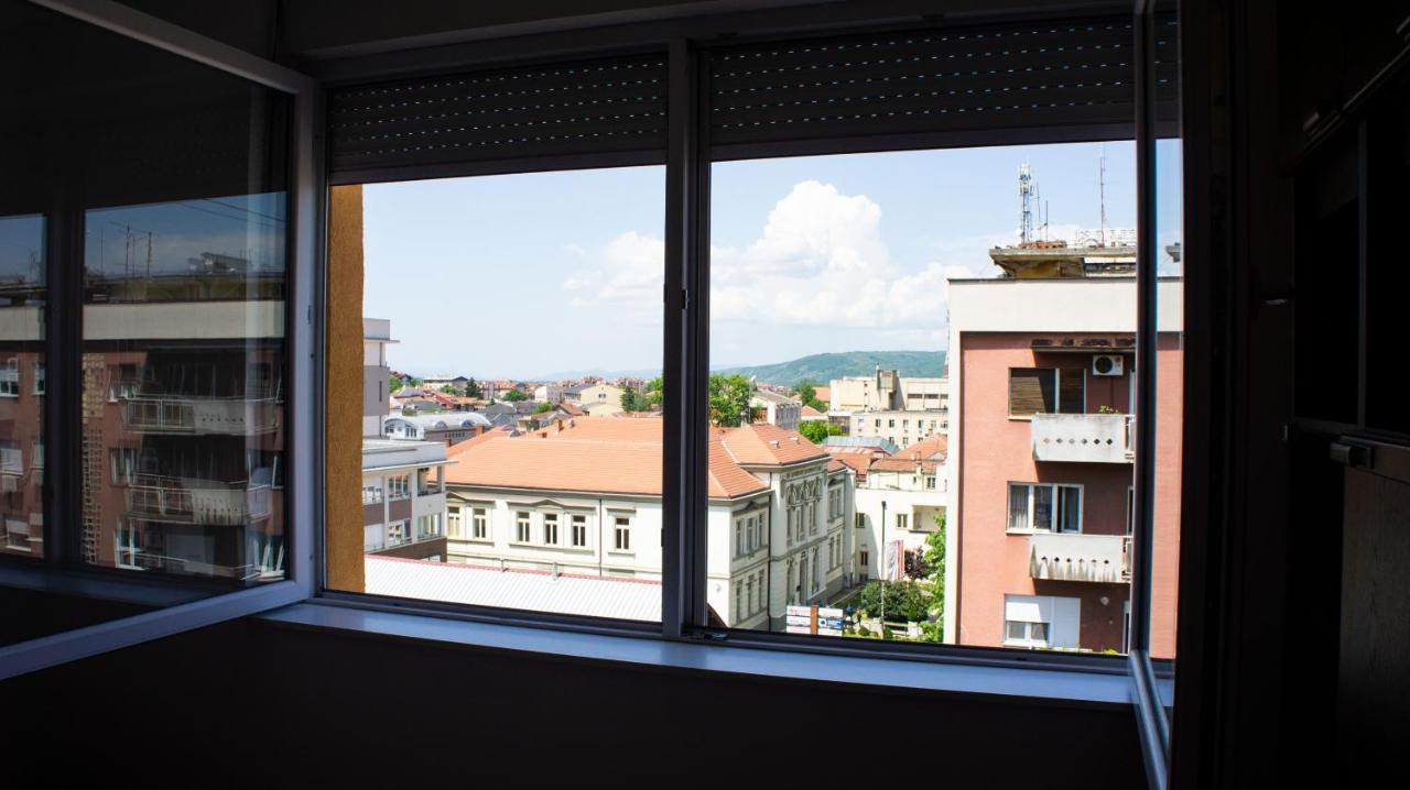 Dvosoban Stan U Strogom Centru Apartment Kruševac Exterior foto